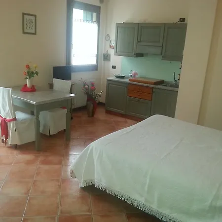 Farm stay Agriturismo Al Colle Del Ciliegio *